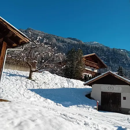 Apartmán Gaestehaus Muellauer Ramsau im Zillertal